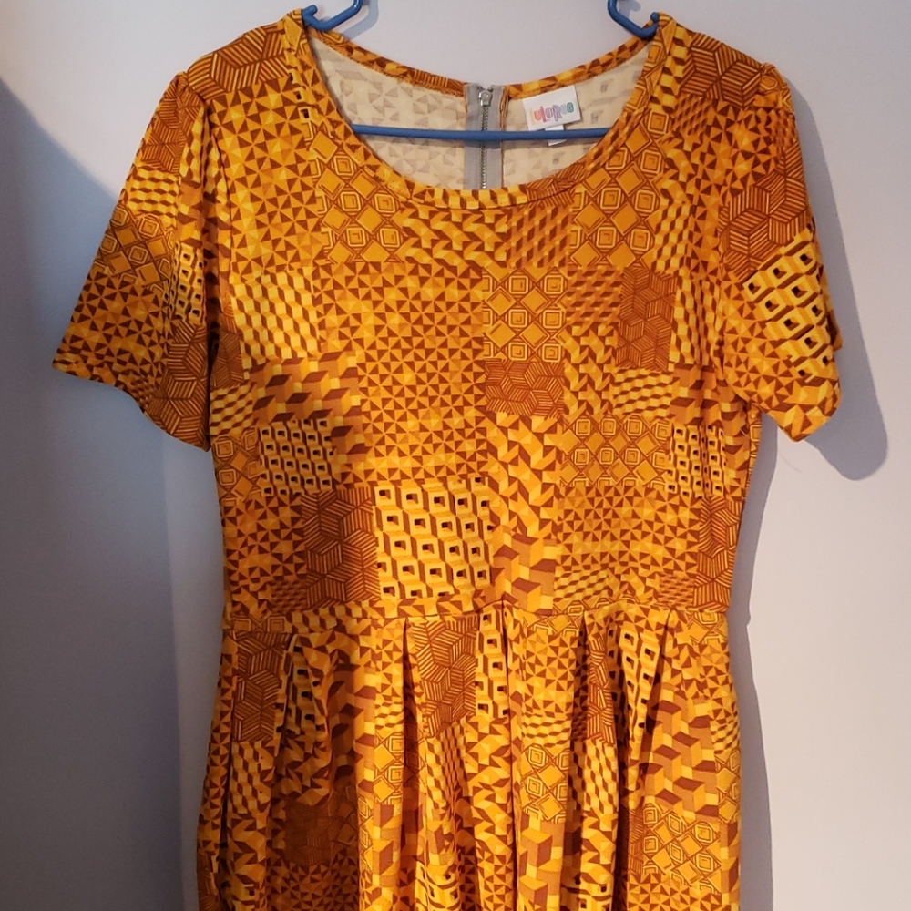 Lularoe Amelia